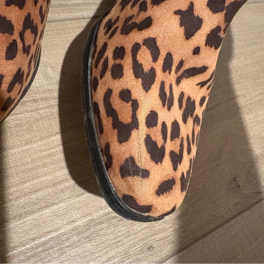 A new‎ day Ellie Leopard Print Chelsea Boots black Brown size 9